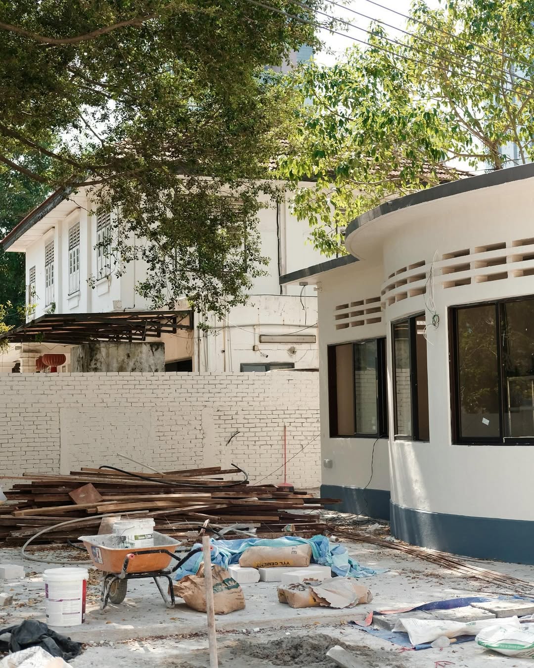 The abandoned Imbi bungalow that became Grumpy Bagels KL — heritage renovation by Claire Tan